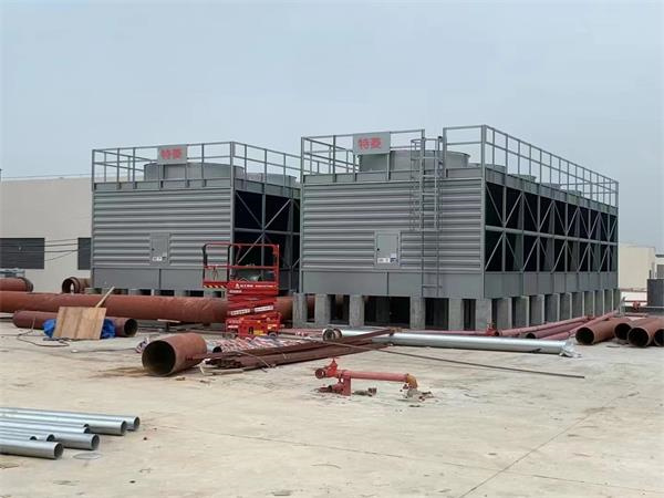 冷卻塔維修廠家講解橫流閉式冷卻塔_運(yùn)行原理和特點(diǎn)是什么(溫州200噸閉式橫流式冷卻塔多少錢)