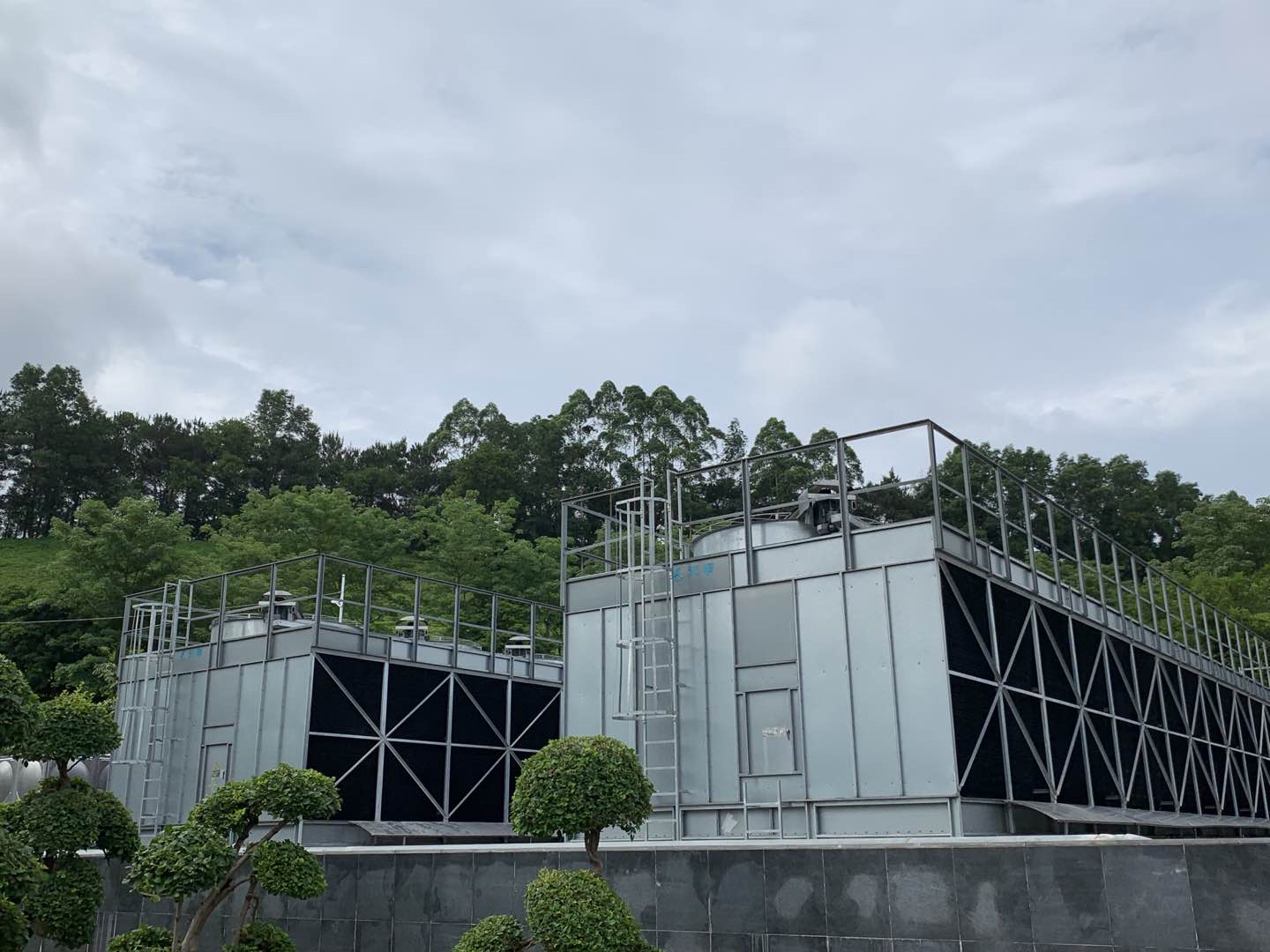 閉式冷卻塔水泵的維護(hù)和故障處理(揚(yáng)州閉式冷卻塔電機(jī)更換注意事項(xiàng))