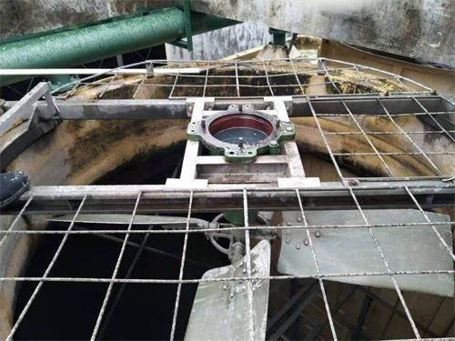 方形冷卻塔出現(xiàn)過電流短路的原因,方形冷卻塔填料