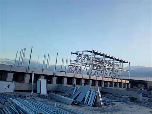 玻璃鋼冷卻塔廠家建議使用冷卻塔中定期清洗效果更佳